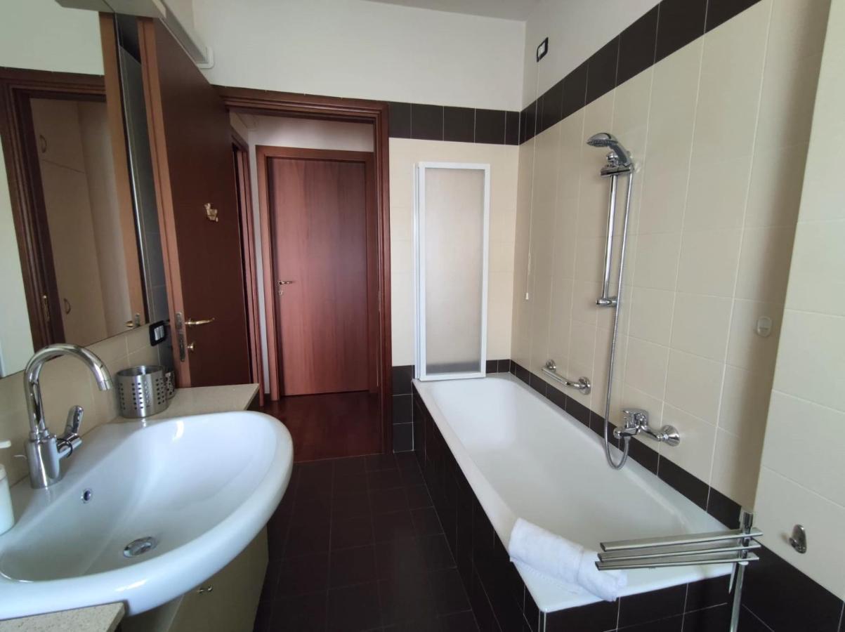 Appartamento Magnolia - Immobili E Soluzioni Rent Bergamo Exterior foto